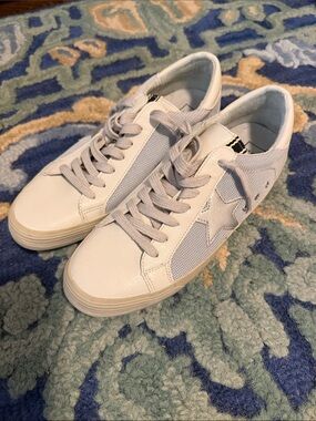 ShuShop Pillar Low Top Sneaker size 10